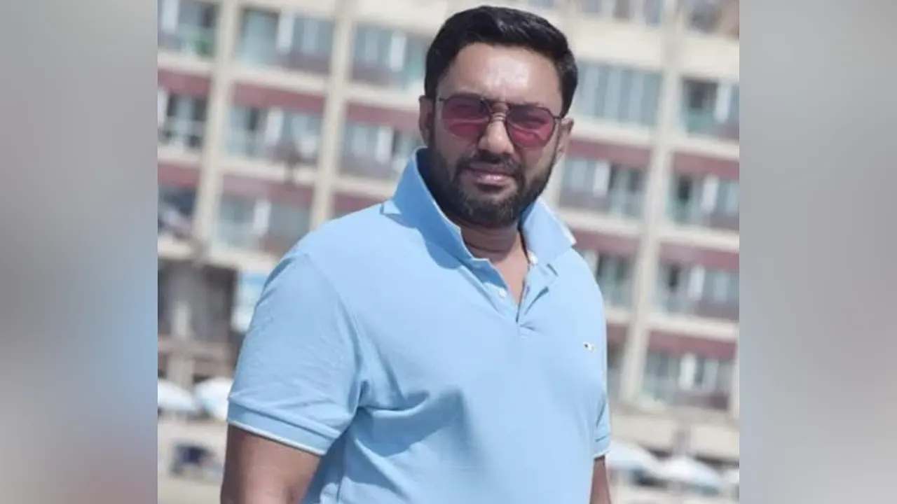 দোকান থেকে যুবলীগ নেতা রবিন আটক